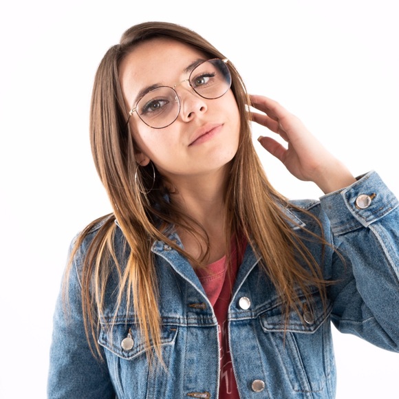 Meet your Posher, Lyndsey - Picture 1 of 1